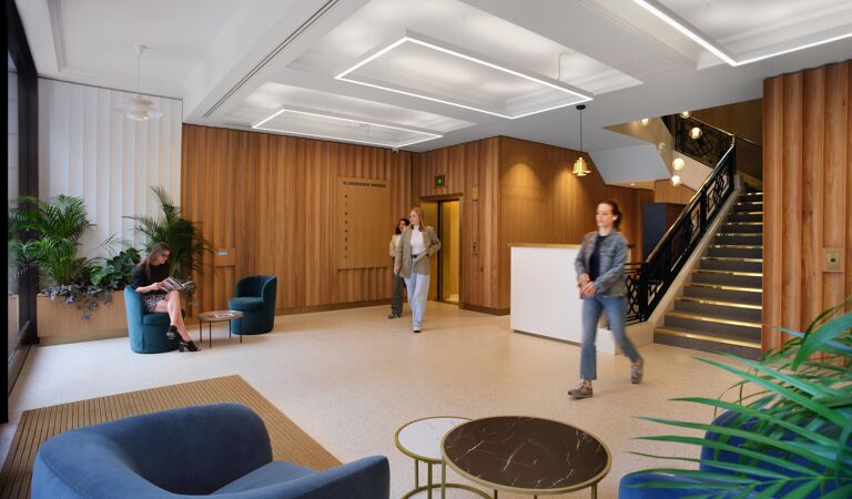 Office Space 52 Grosvenor Gardens - Image 3