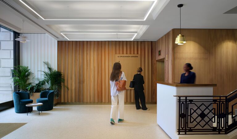 Office Space 52 Grosvenor Gardens - Image 2