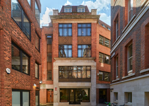 Office Space 11 Gough Square - Image 1