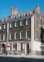 Image #2 of 53 Davies Street