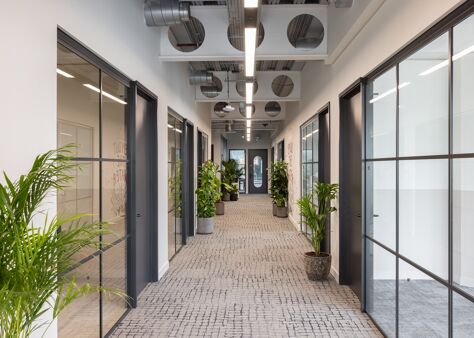 Office Space 100 Embankment - Manchester - Image 8