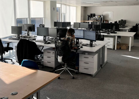 Office Space 10 Lloyds Avenue  - Image 2