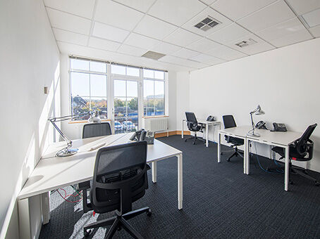 Office Space St Mary's Court - Image 7