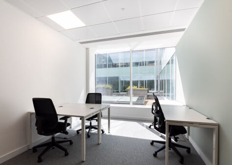 Office Space Winnersh Triangle - Image 8
