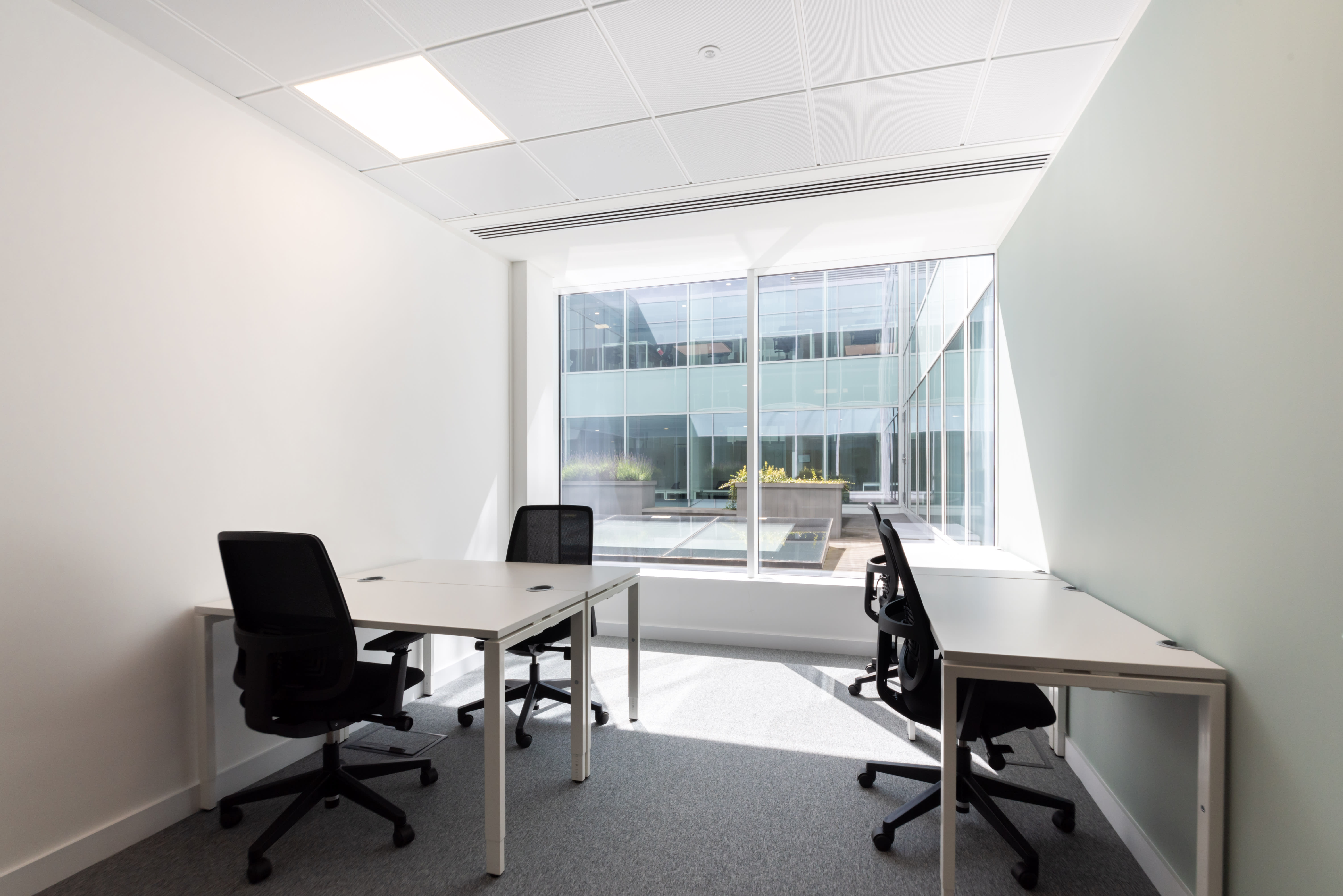 Office Space Winnersh Triangle - Image 8