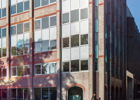 Office Space Emerald House - Image 4