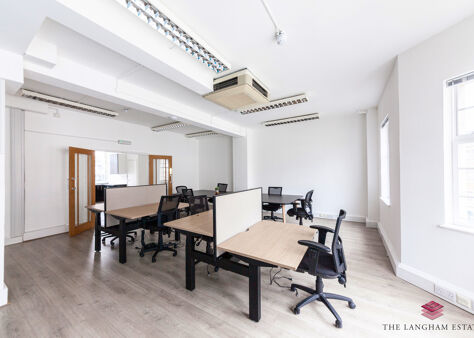 Office Space 19 Margaret Street - Image 10