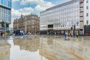 Office Space St Andrew Square - Image 1