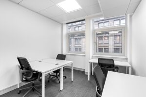 Office Space St Andrew Square - Image 6