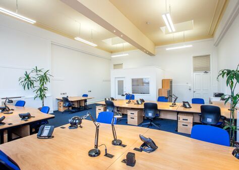 Office Space CBC House - Image 9