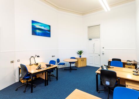 Office Space CBC House - Image 12