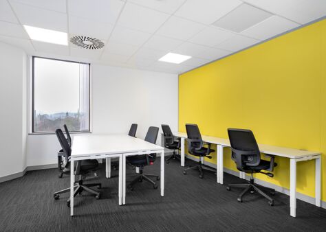 Office Space Castlemead - Image 7