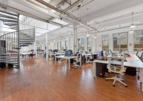 Office Space Lana House - Image 5