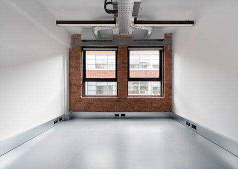 Office Space Ink Rooms - Image 4