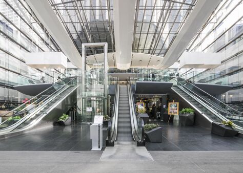 Office Space Tower 42 - Image 6