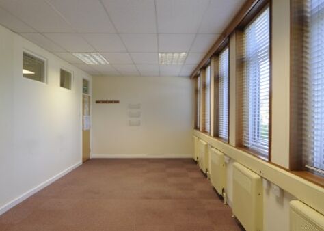 Office Space Bakewell House - Image 8