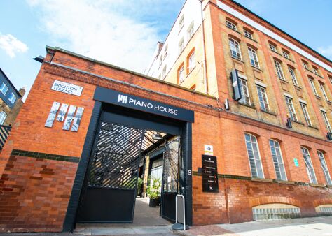 Office Space Piano House - Image 1