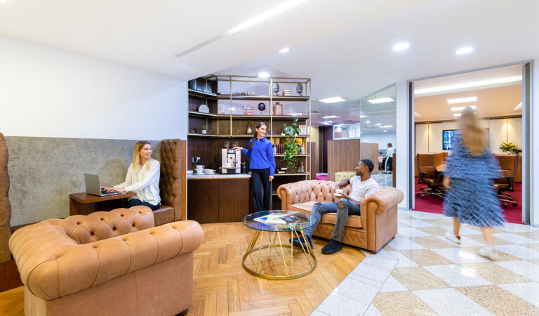 Office Space One Mayfair Place - Image 3