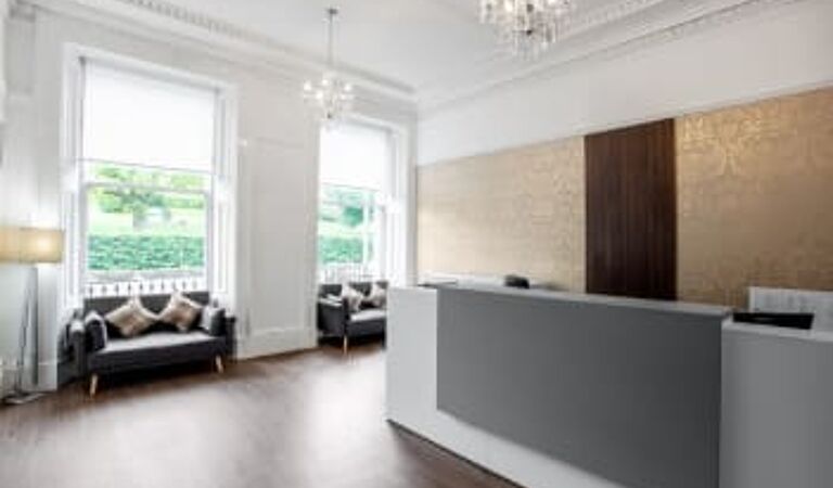 Office Space Woodside Place - Image 2