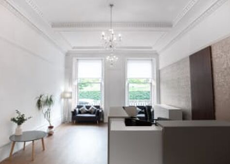 Office Space Woodside Place - Image 5