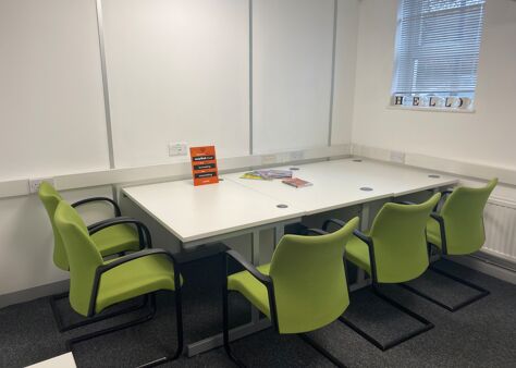 Office Space Burgess Hill - Image 6