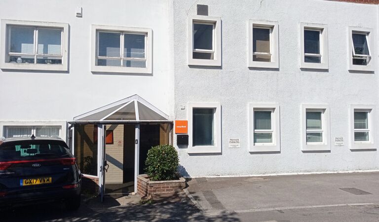 Office Space Burgess Hill - Image 3