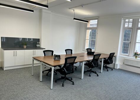 Office Space Blackwell House - Image 8