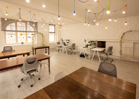 Office Space 3-6 Wadham St - Image 3