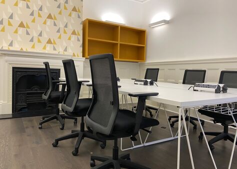 Office Space 54 Welbeck St - Image 4