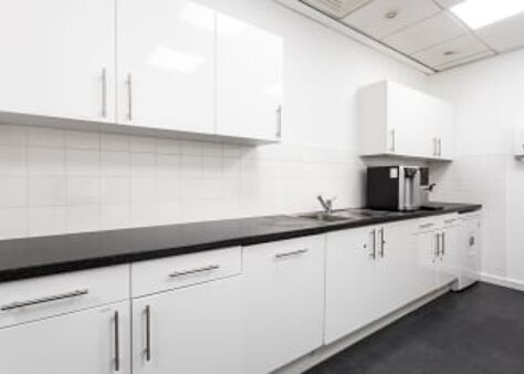 Office Space Quayside - Image 8