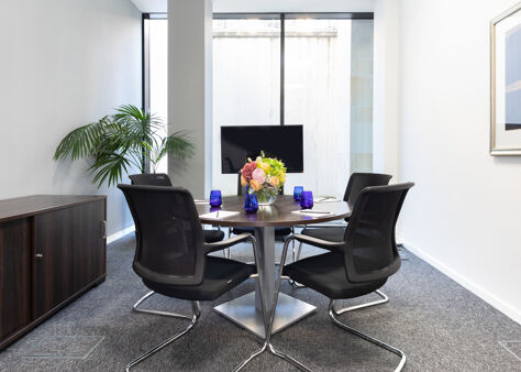 Office Space Edinburgh City Center - Image 6