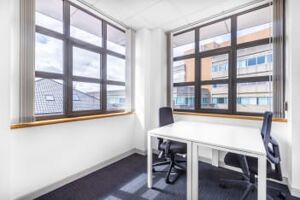 Office Space Stannard Place - Image 8