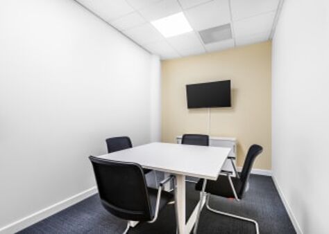 Office Space Stannard Place - Image 9