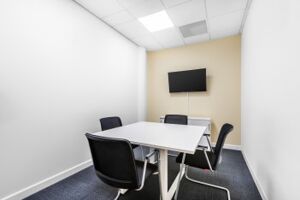 Office Space Stannard Place - Image 9