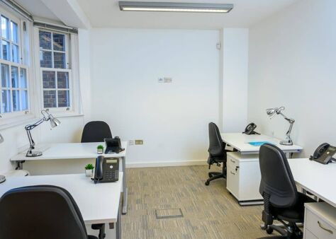 Office Space London Victoria Catherine Place - Image 11