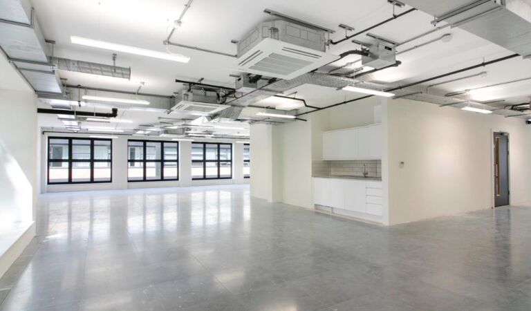 Office Space 7-10 Long Street - Image 3