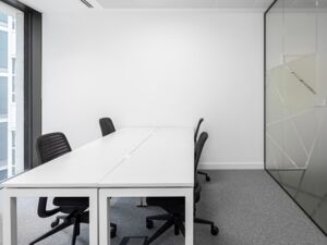 Office Space 15 St Helen's Place - Image 4