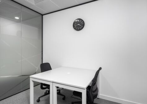 Office Space 15 St Helen's Place - Image 8