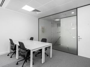 Office Space 15 St Helen's Place - Image 2