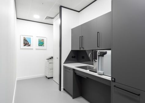 Office Space 15 St Helen's Place - Image 7