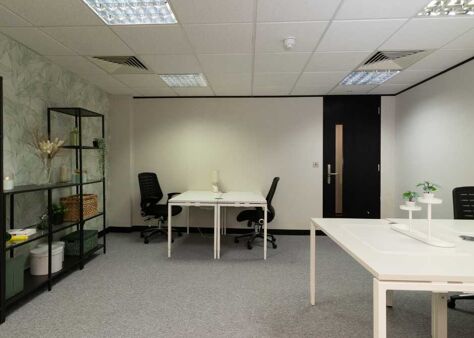 Office Space Meridien House - Image 8