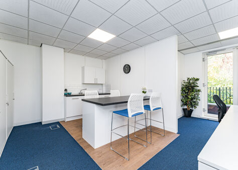 Office Space Henley-in-Arden - Image 13