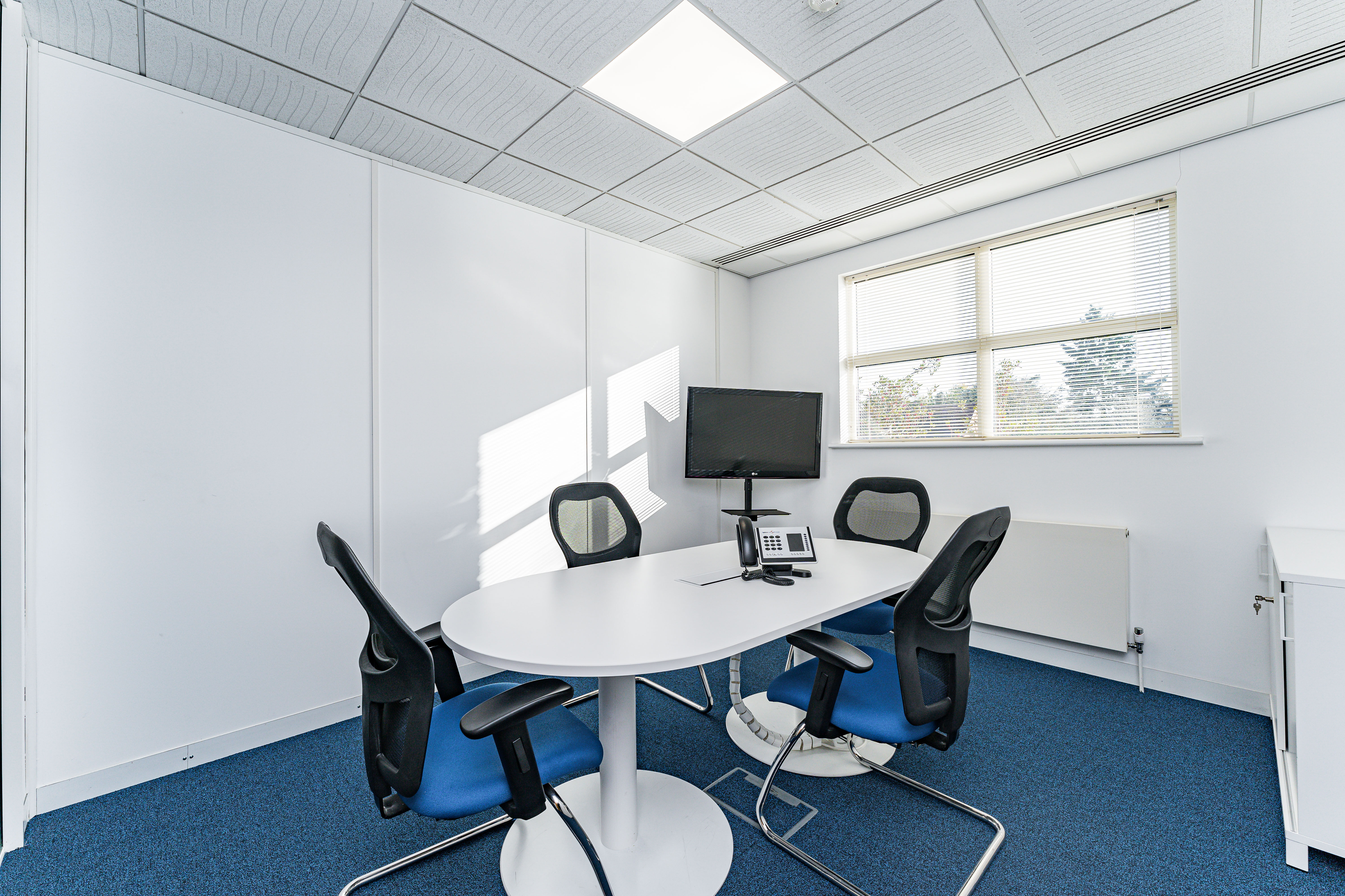 Office Space Henley-in-Arden - Image 9