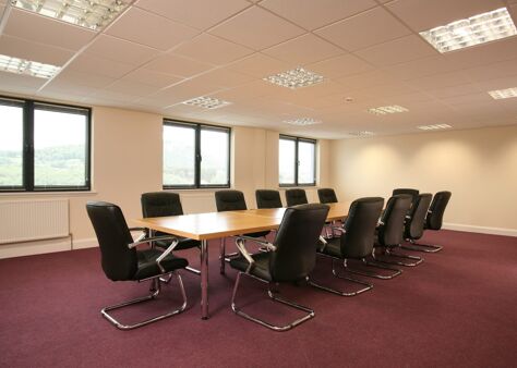 Office Space King James VI Business Centre - Image 6