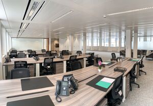 Office Space 1 Knightsbridge Green - Image 1