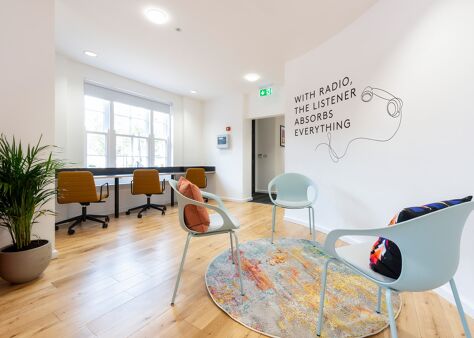 Office Space The Exchange - Image 11