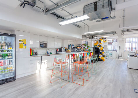 Office Space Bevis Marks - Image 9