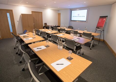 Office Space New World Business Centre - Image 2