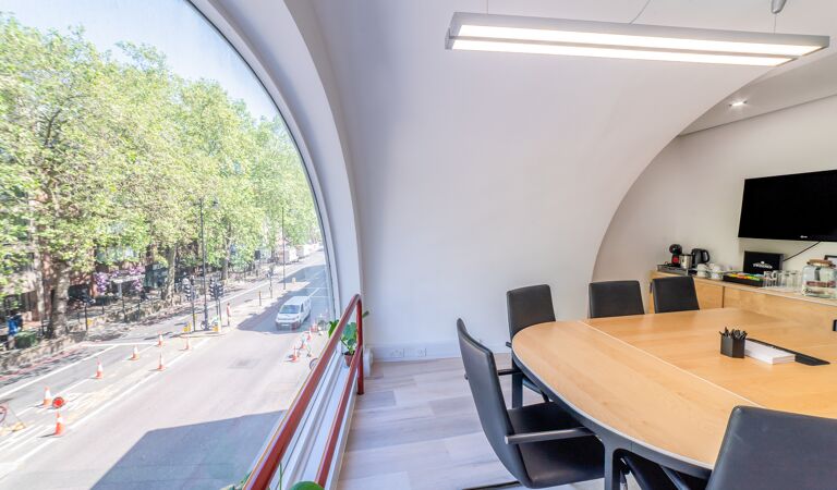 Office Space 189 Brompton Road - Image 3