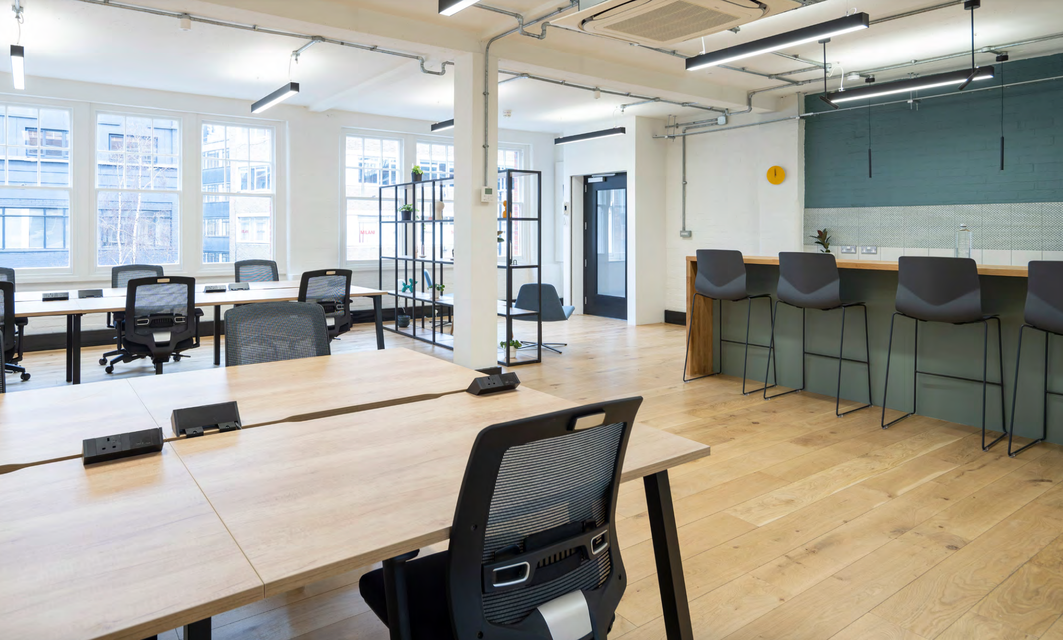 Office Space 55 Goswell Road - Image 7